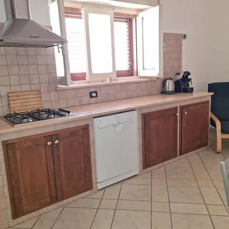 Casa Alessio דירה *